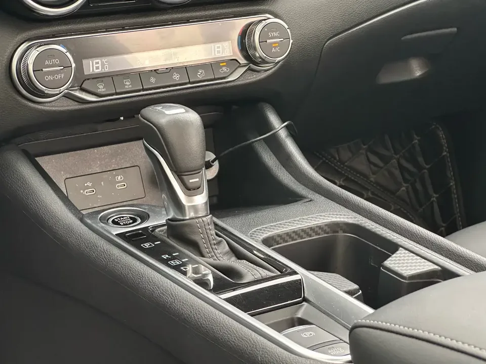 Nissan Sylphy Sylphy 2023 1.6L CVT Enjoy Edition 2024 — thumbnail 5