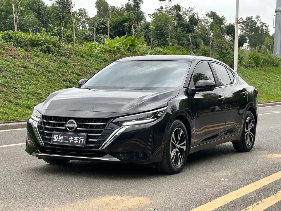 Nissan Sylphy Sylphy 2023 1.6L CVT Enjoy Edition 2024 — photo 1, buy with delivery to Moscow