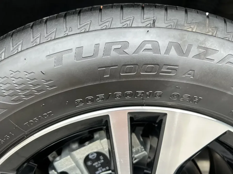 Nissan Sylphy Sylphy 2023 1.6L CVT Enjoy Edition 2024 — thumbnail 4