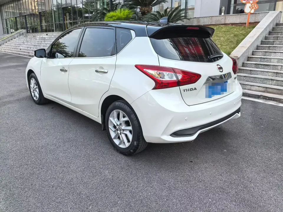 Nissan Tiida Tiida 2021 1.6L CVT Intelligent Travel Edition 2022 — thumbnail 4