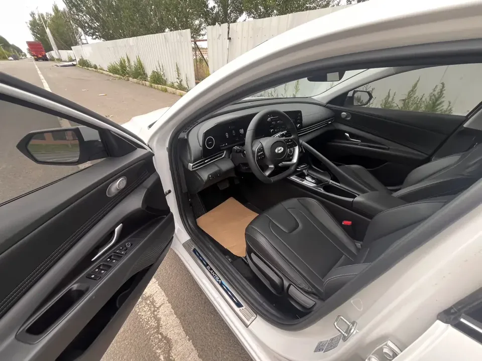 Hyundai Elantra Elantra 2023 1.5L CVT GLX Elite Edition 2023 — thumbnail 4