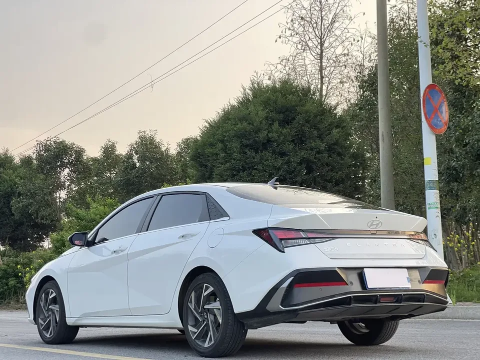 Hyundai Elantra Elantra 2023 1.5L CVT GLX Elite Edition 2026 — thumbnail 2