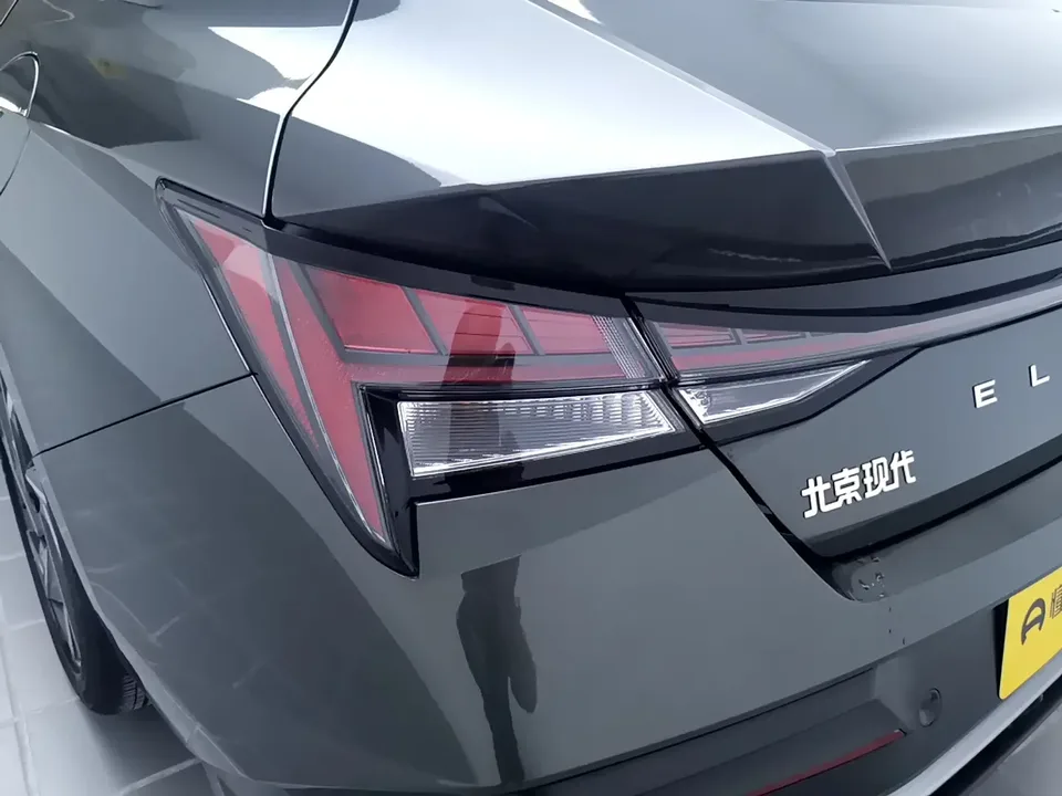 Hyundai Elantra Elantra 2023 1.5L CVT LUX Premium Edition 2024 — thumbnail 4