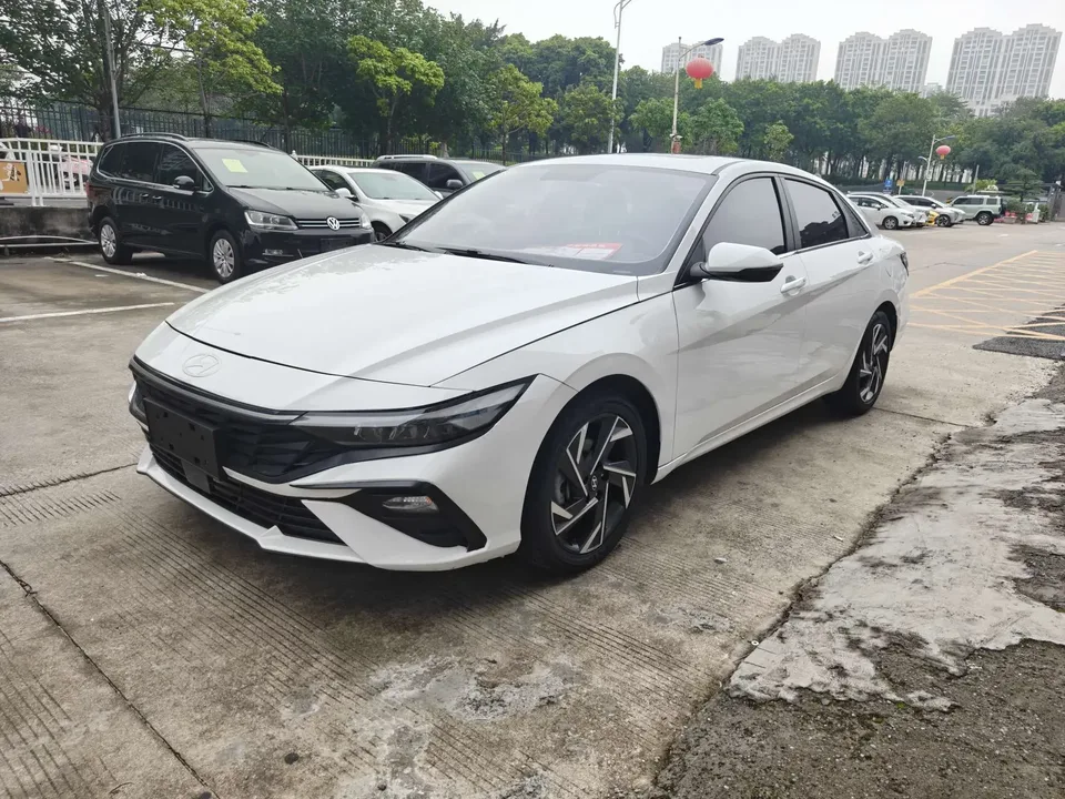 Hyundai Elantra Elantra 2023 1.5L CVT GLX Elite Edition 2024 — photo 1, buy with delivery to Moscow