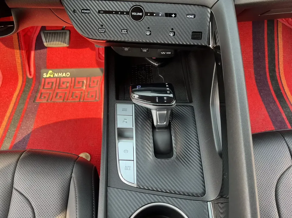 Hyundai Elantra Elantra 2022 1.5L CVT LUX Premium Edition 2022 — thumbnail 5