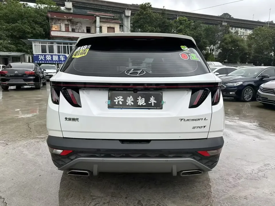 Hyundai tucson l Tucson 2022 Tucson L 1.5T LUX 2WD Premium Edition N Line 2022 — thumbnail 2