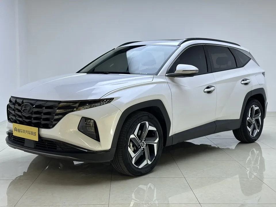 Hyundai tucson l Tucson 2021 Tucson L 1.5T LUX 2WD Premium Edition 2022 — photo 1, buy with delivery to Moscow
