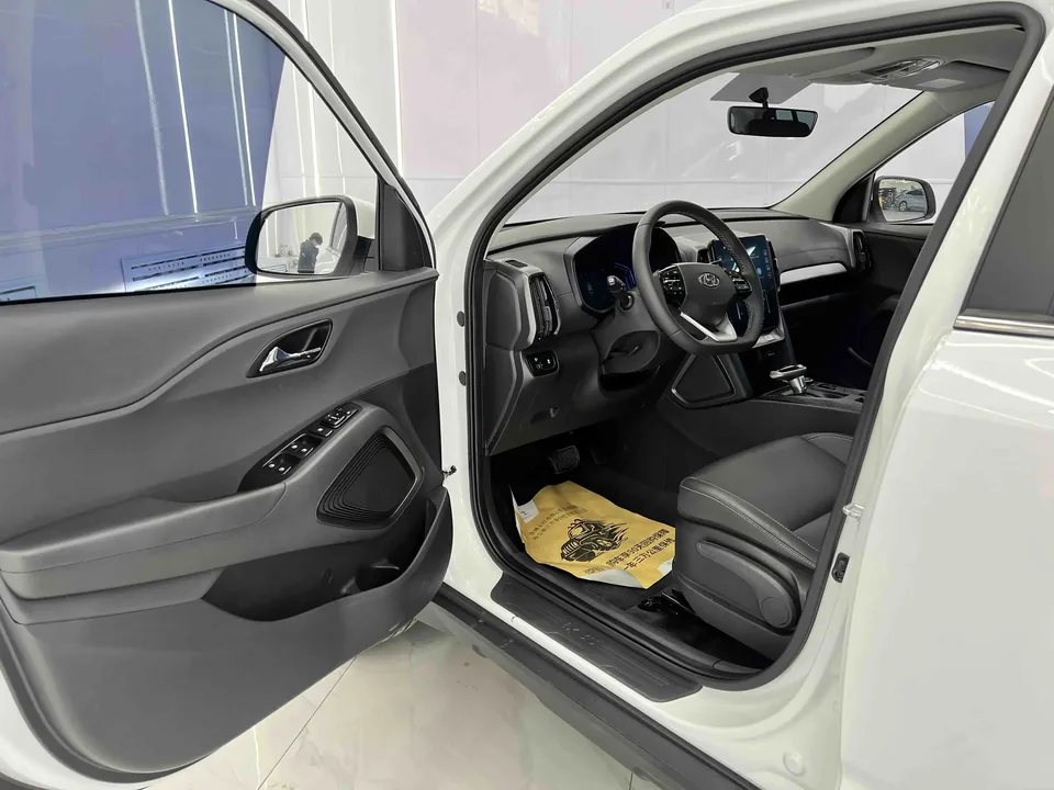 Hyundai ix35 Hyundai ix35 2021 240T GDi DCT 2WD Leading Edition GLS 2022 — миниатюра 5