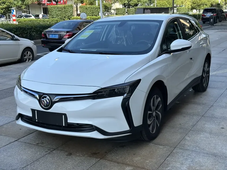 Buick Micro blue 6 Micro blue 6 2024 450km Yuexiang Plus Edition 2025 — photo 1, buy with delivery to Moscow