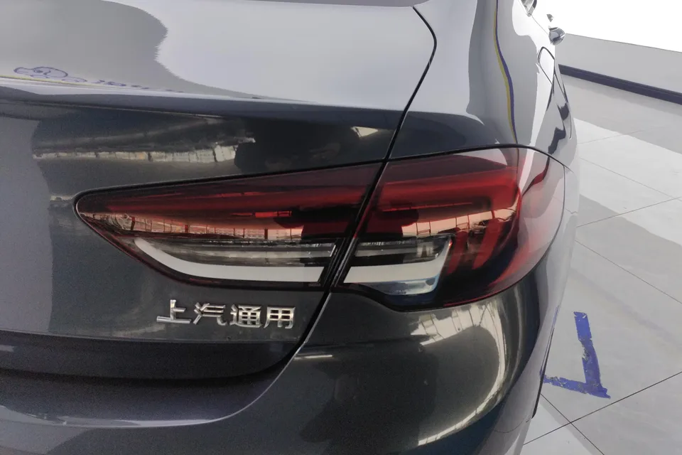Buick Majesty Majesty 2021 552T Elite 2022 — миниатюра 2