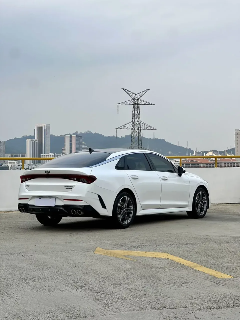 Kia K5 Kia K5 2020 380T GT-Line Ultimate 2022 — thumbnail 2