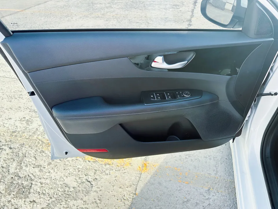 Kia K3 Kia K3 2021 Modified 1.5L CVT Fashion Edition 2022 — thumbnail 5