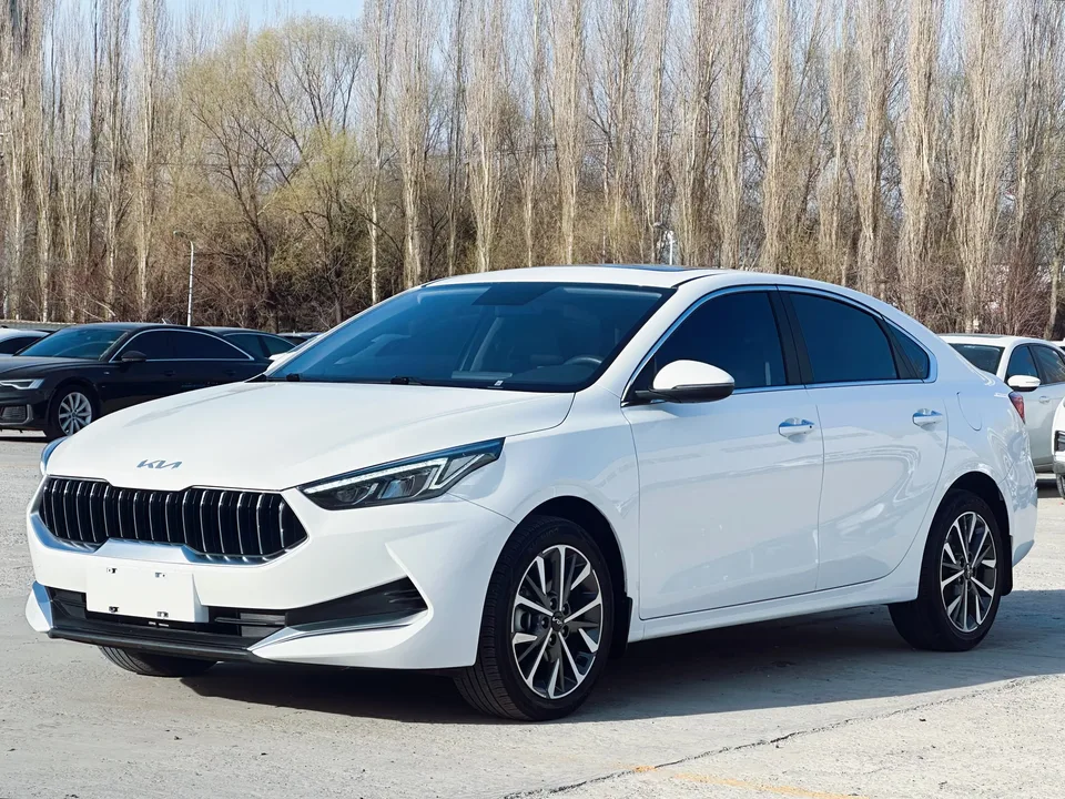 Kia K3 Kia K3 2021 Modified 1.5L CVT Fashion Edition 2022 — photo 1, buy with delivery to Moscow