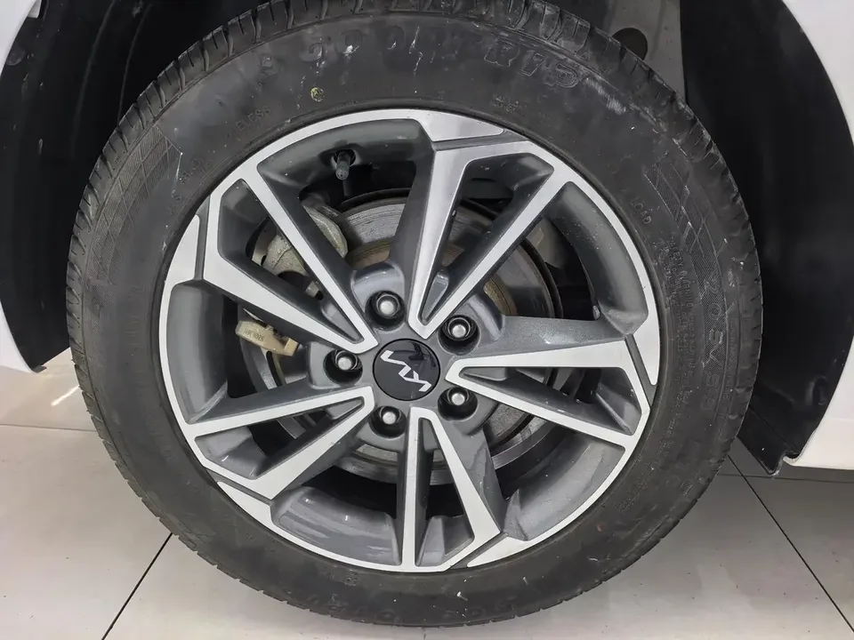 Kia K3 Kia K3 2023 1.5L IVT Deluxe Edition 2022 — thumbnail 3
