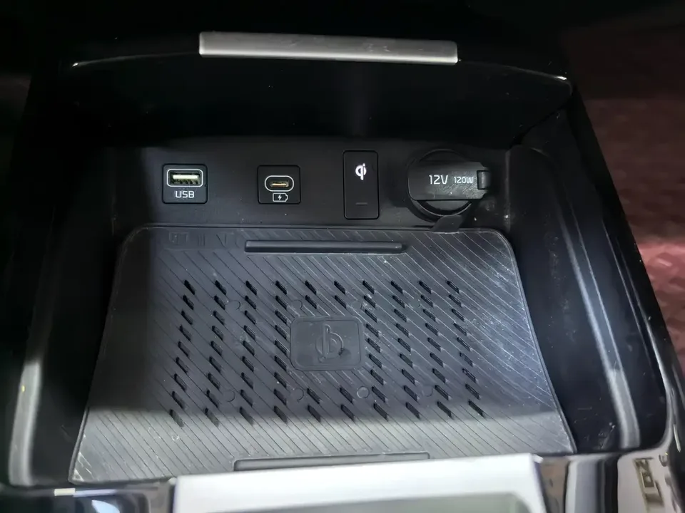 Kia K3 Kia K3 2023 1.5L IVT Deluxe Edition 2022 — thumbnail 4