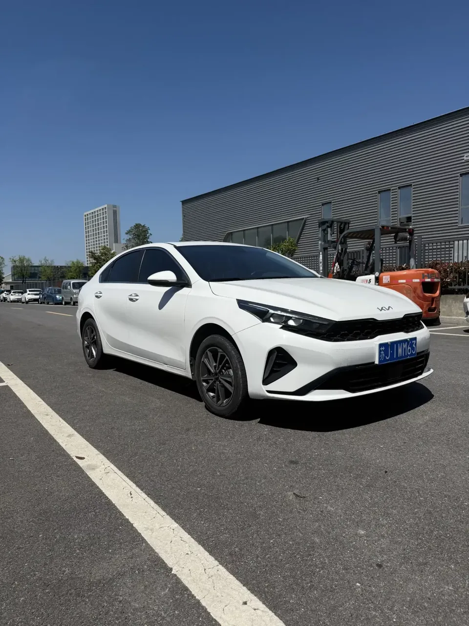 Kia K3 Kia K3 2023 1.5L IVT Deluxe Edition 2023 — thumbnail 3