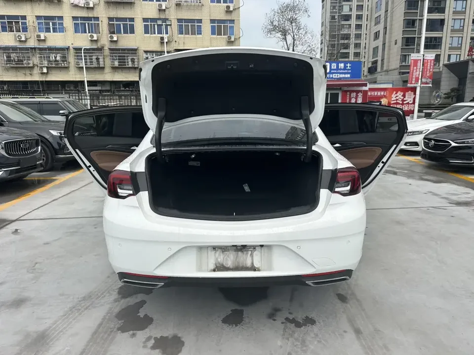 Buick Majesty Majesty 2022 552T Smart 2022 — thumbnail 3