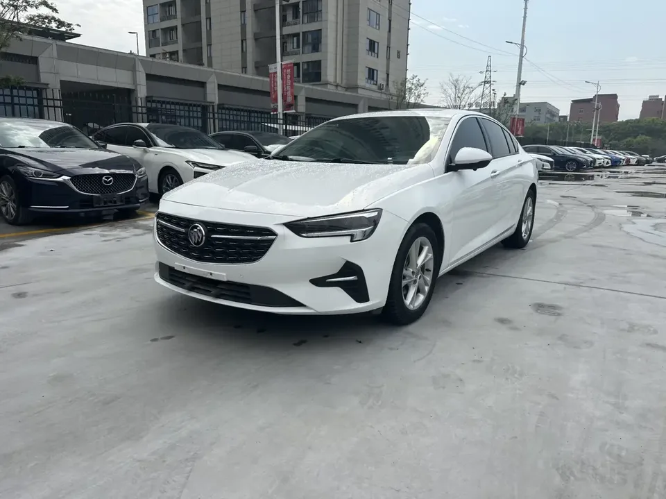Buick Majesty Majesty 2022 552T Smart 2022 — photo 1, buy with delivery to Moscow