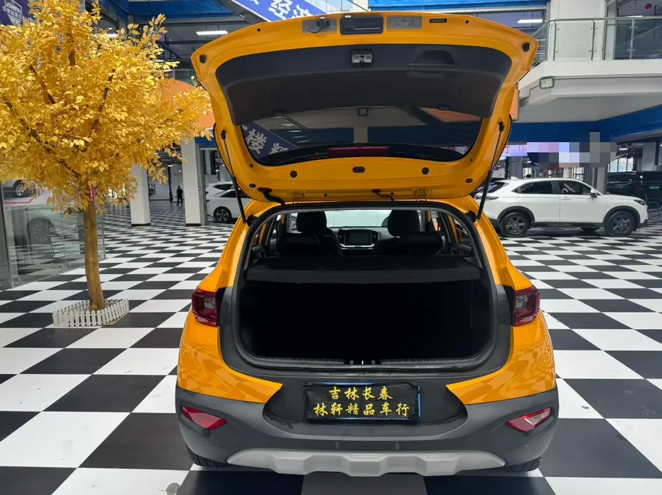 Kia KX1 Yipao 2021 1.4L CVT Fun Sunroof Model 2023 — миниатюра 4