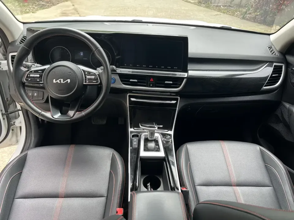 Kia Run proudly Run proudly 2021 1.5L CVT Trend Edition 2023 — thumbnail 4