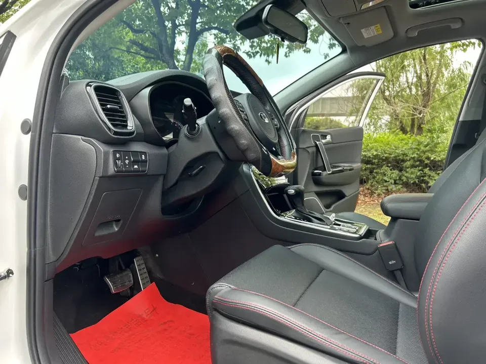 Kia KX5 Kia KX5 2021 1.6T Automatic 2WD Deluxe Edition 2022 — thumbnail 4