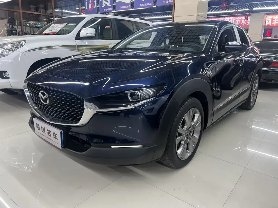 Mazda CX-30 Mazda CX-30 2022 2.0L Automatic Elegant Edition 2022 — photo 1, buy with delivery to Moscow