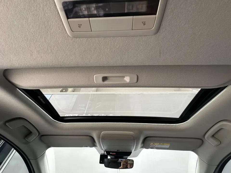 Mazda Axela Mazda3 Angkesela 2022 2.0L Automatic Elegant Edition 2023 — thumbnail 4