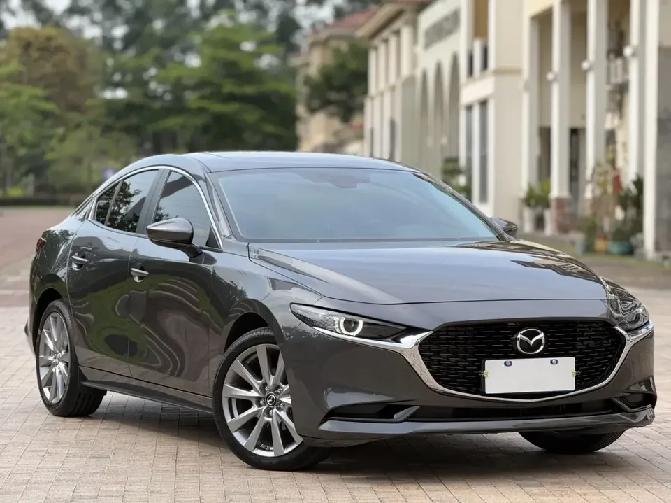 Mazda Axela Mazda3 Angkesela 2023 2.0L Automatic Quality Edition 2024 — thumbnail 3