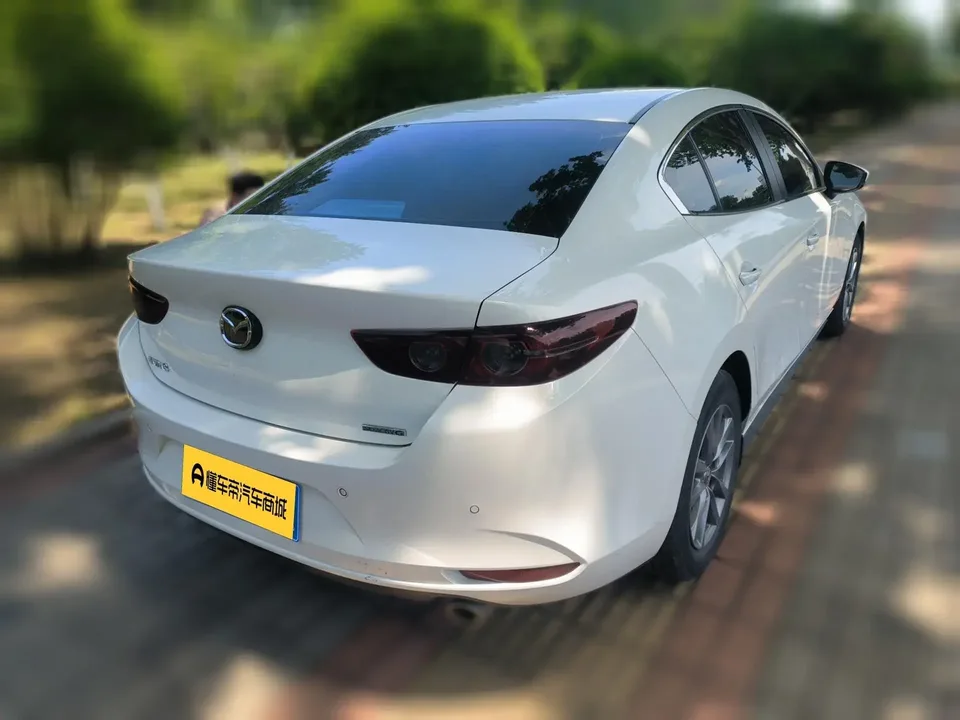 Mazda Axela Mazda3 Angkesela 2021 2.0L Automatic Quality Edition 2022 — thumbnail 4
