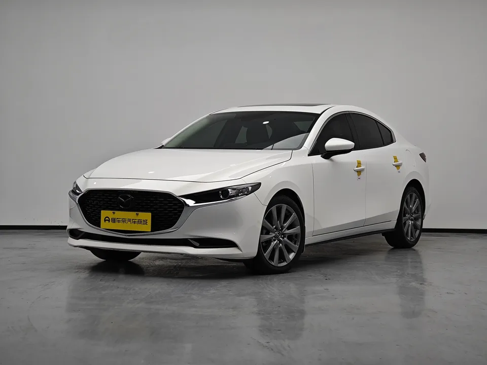 Mazda Axela Mazda3 Angkesela 2023 2.0L Automatic Elegant Edition 2024 — photo 1, buy with delivery to Moscow