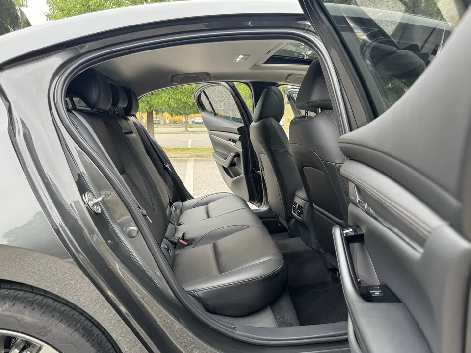 Mazda Axela Mazda3 Angkesela 2022 2.0L Automatic Quality Edition 2022 — миниатюра 4