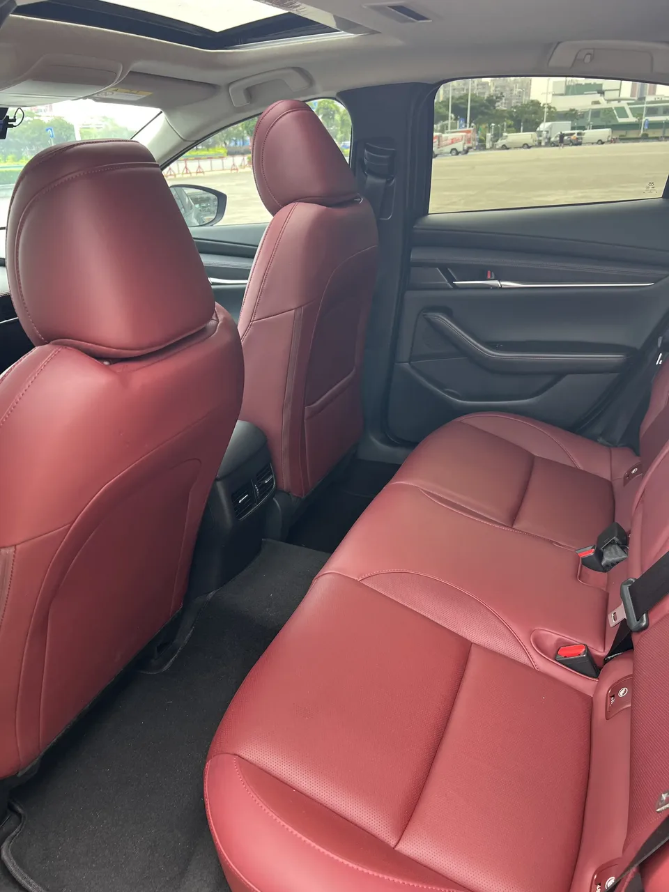 Mazda Axela Mazda3 Angkesela 2022 2.0L Automatic Premium Edition 2023 — thumbnail 3