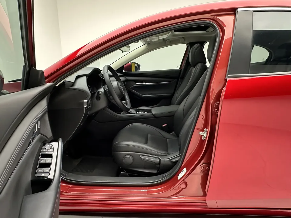 Mazda Axela Mazda3 Angkesela 2022 2.0L Automatic Elegant Edition 2022 — thumbnail 5