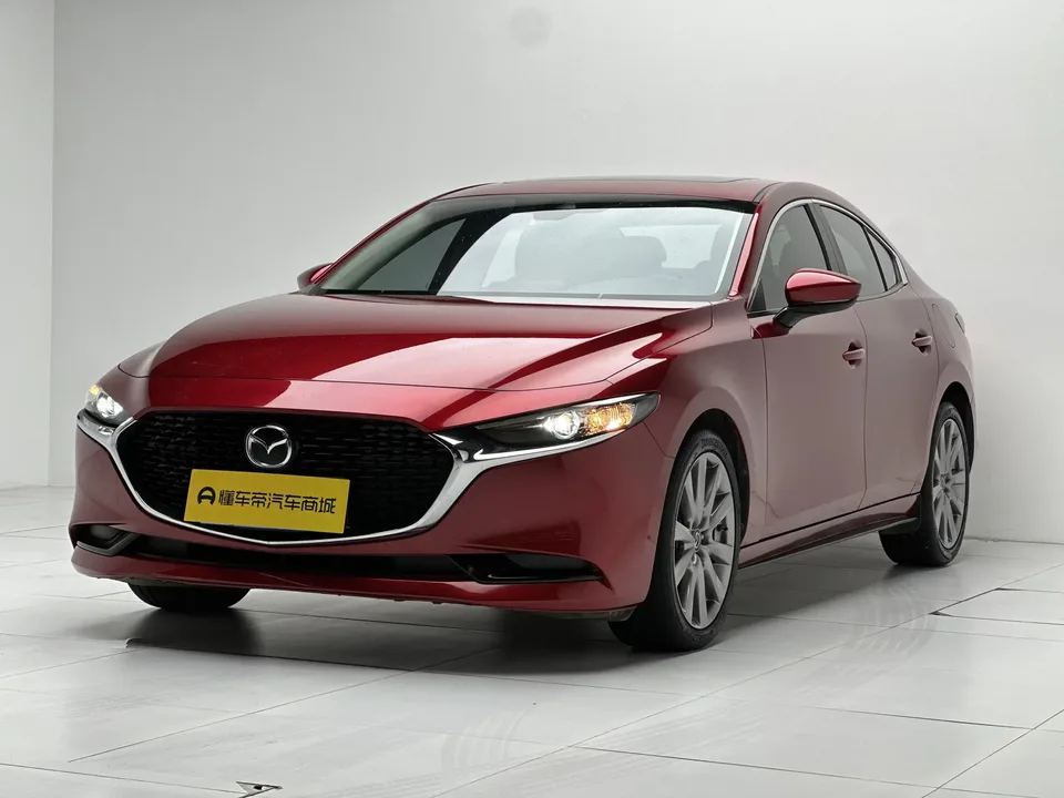 Mazda Axela Mazda3 Angkesela 2022 2.0L Automatic Elegant Edition 2022 — photo 1, buy with delivery to Moscow