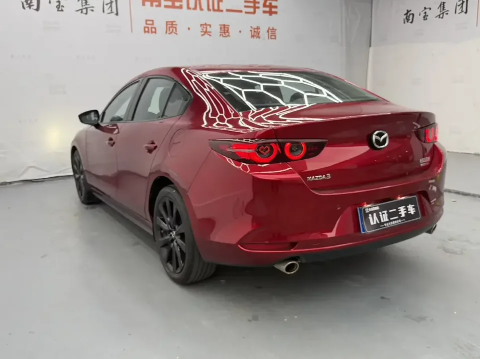 Mazda Axela Mazda3 Angkesela 2023 2.0L Automatic Premium Edition 2024 — миниатюра 5