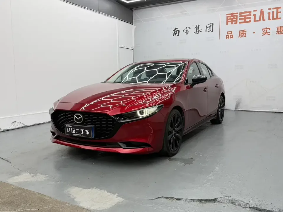 Mazda Axela Mazda3 Angkesela 2023 2.0L Automatic Premium Edition 2024 — фото 1, купить с доставкой в Москву