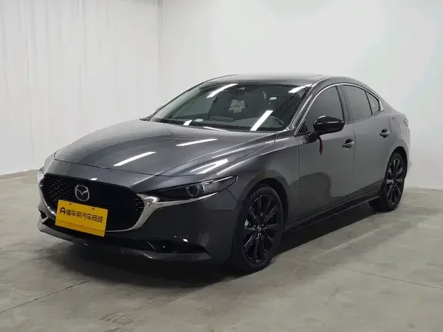 Mazda Axela Mazda3 Angkesela 2023 2.0L Automatic Premium Edition 2024 — photo 1, buy with delivery to Moscow
