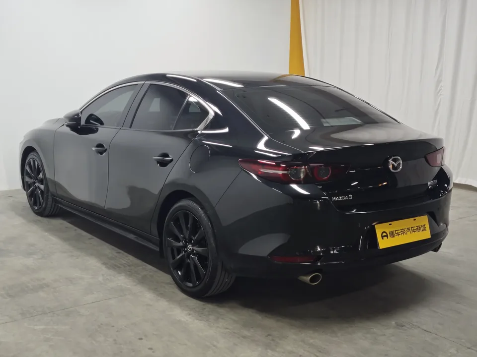 Mazda Axela Mazda3 Angkesela 2023 2.0L Automatic Quality Edition 2023 — thumbnail 2