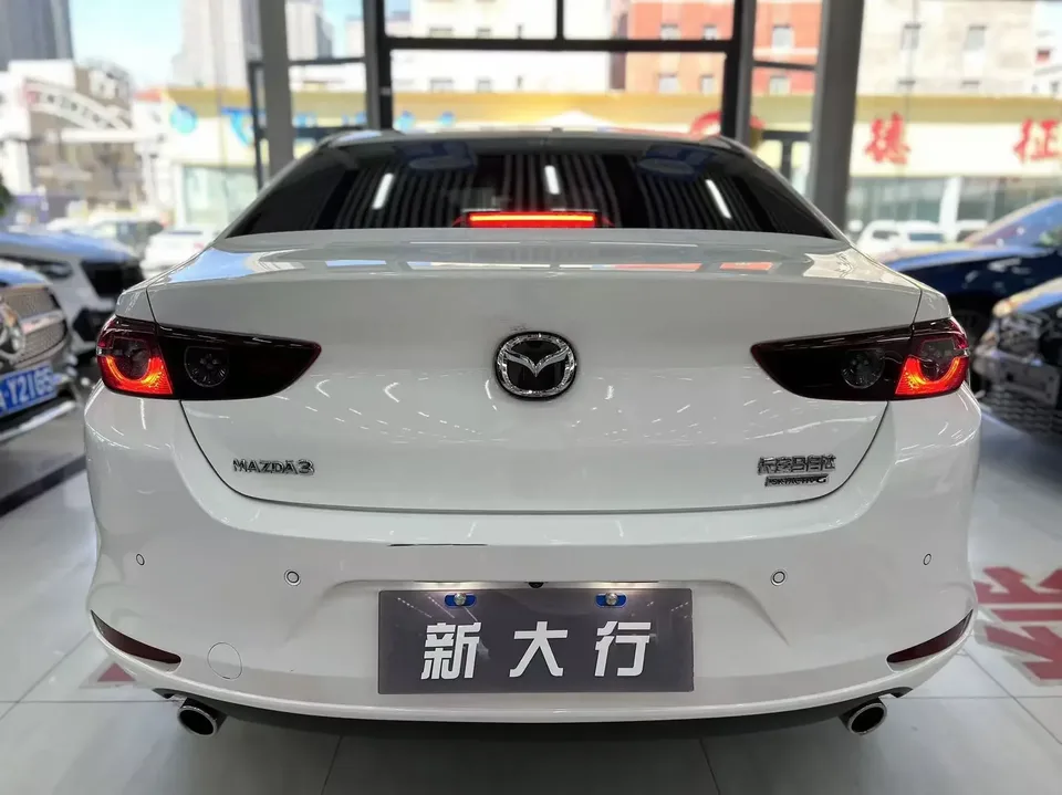 Mazda Axela Mazda3 Angkesela 2023 2.0L Automatic Elegant Edition 2024 — миниатюра 2