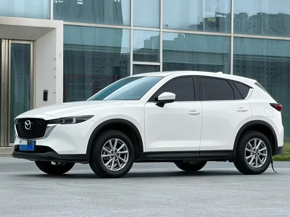 Mazda CX-5 Mazda CX-5 2024 2.0L Automatic 2WD Smart Model 2024 — photo 1, buy with delivery to Moscow