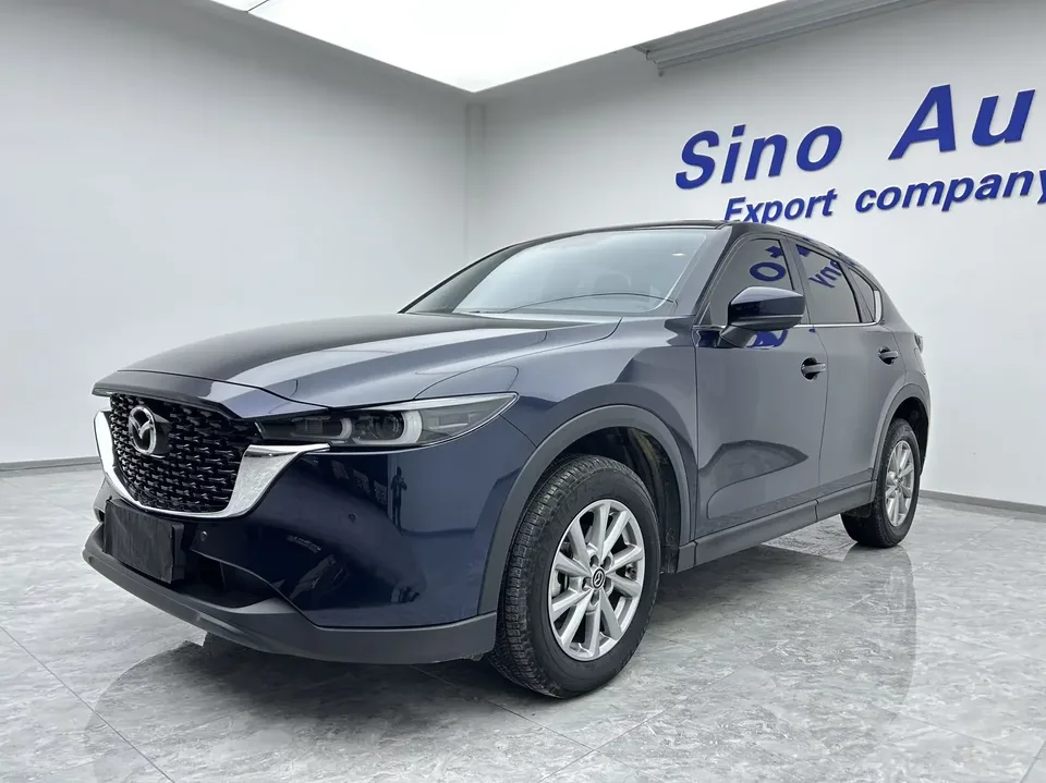 Mazda CX-5 Mazda CX-5 2022 2.0L Automatic 2WD Smart Model 2023 — photo 1, buy with delivery to Moscow