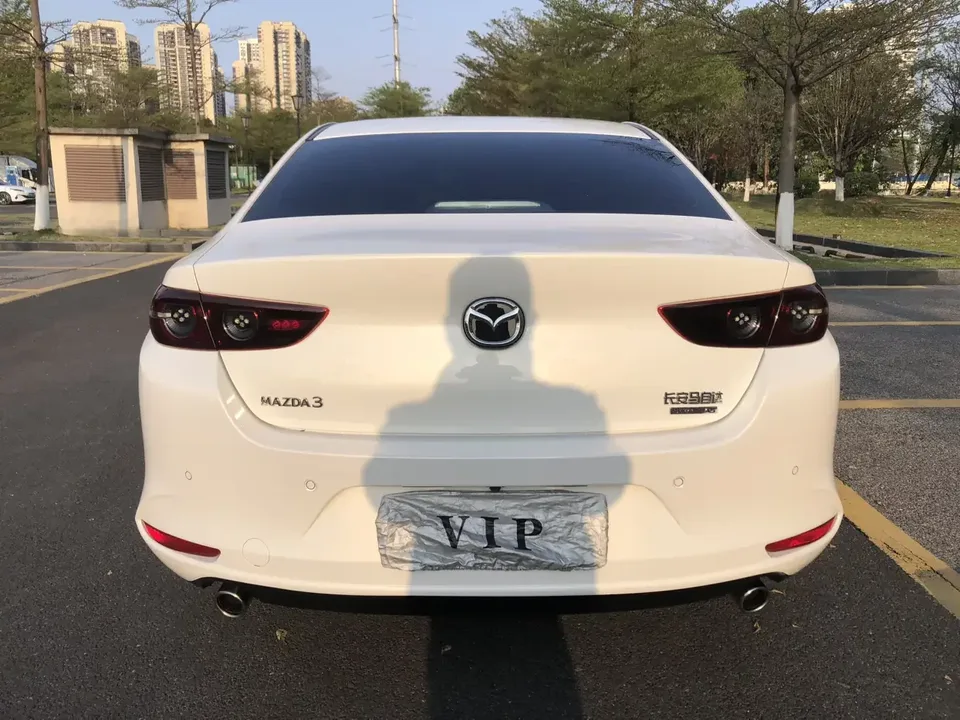 Mazda Axela Mazda3 Angkesela 2023 2.0L Automatic Quality Edition 2023 — thumbnail 3