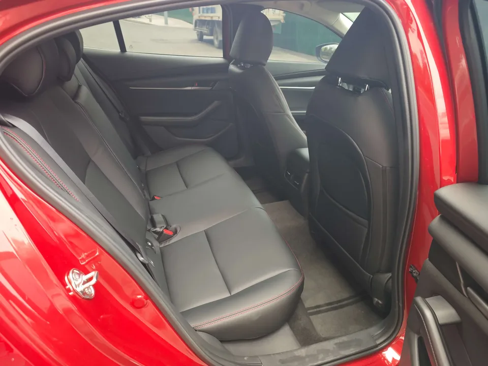 Mazda Axela Mazda3 Angkesela 2023 2.0L Automatic Premium Edition 2023 — thumbnail 5