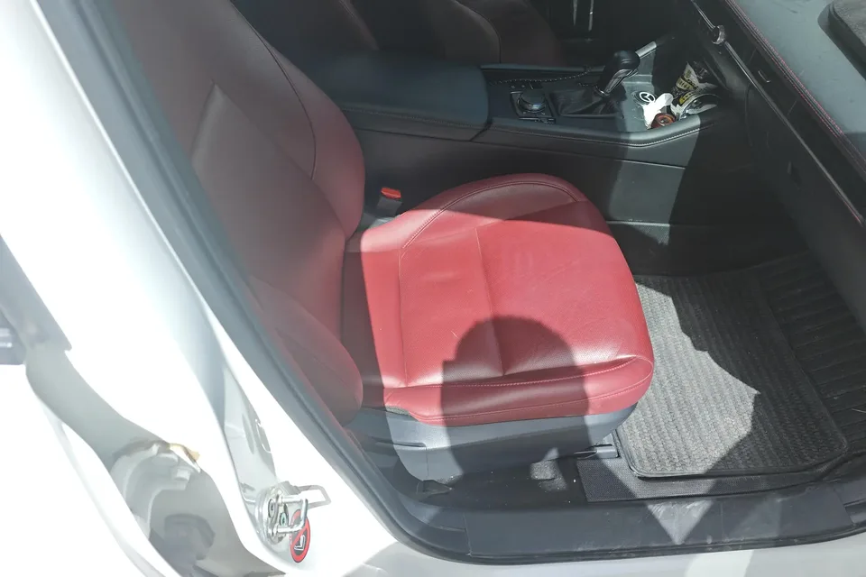 Mazda Axela Mazda3 Angkesela 2023 2.0L Automatic Quality Edition 2024 — thumbnail 5