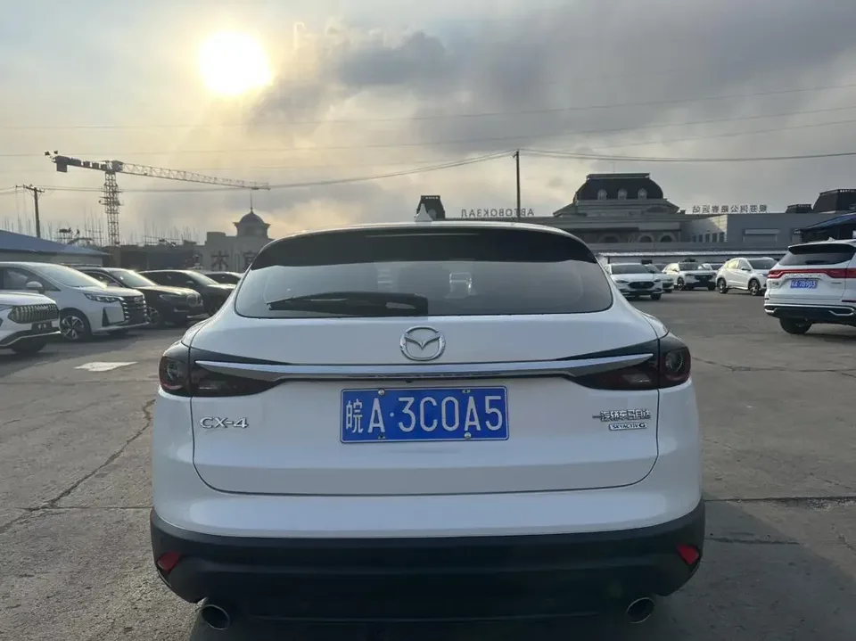 Mazda CX-4 Mazda CX-4 2021 2.0L 2WD Blue Sky Vitality Edition 2023 — thumbnail 2
