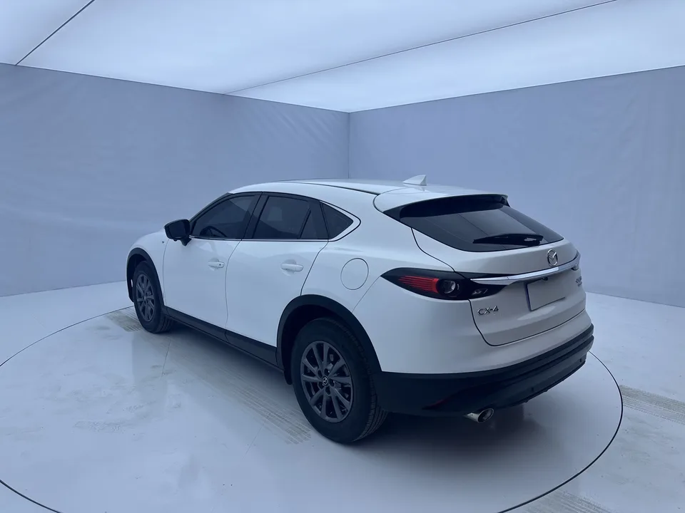 Mazda CX-4 Mazda CX-4 2021 2.0L 2WD Blue Sky Explorer Edition 2023 — thumbnail 2