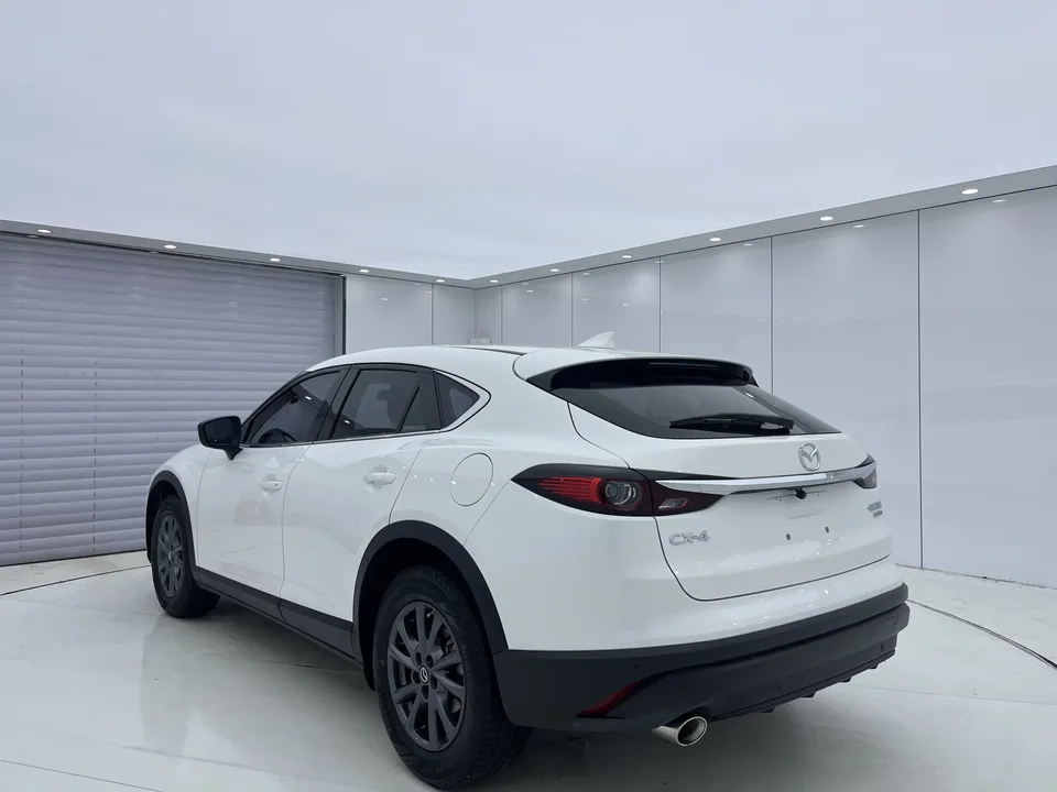 Mazda CX-4 Mazda CX-4 2021 2.0L 2WD Blue Sky Vitality Edition 2023 — thumbnail 2
