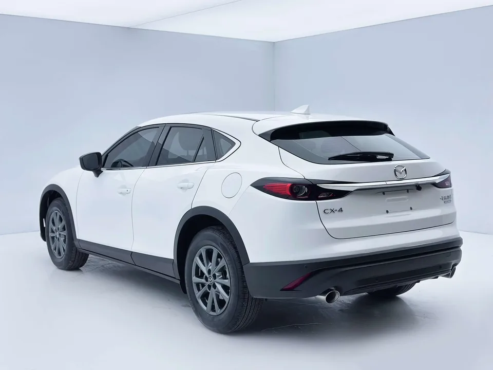 Mazda CX-4 Mazda CX-4 2021 2.0L 2WD Blue Sky Youth Edition 2023 — thumbnail 2