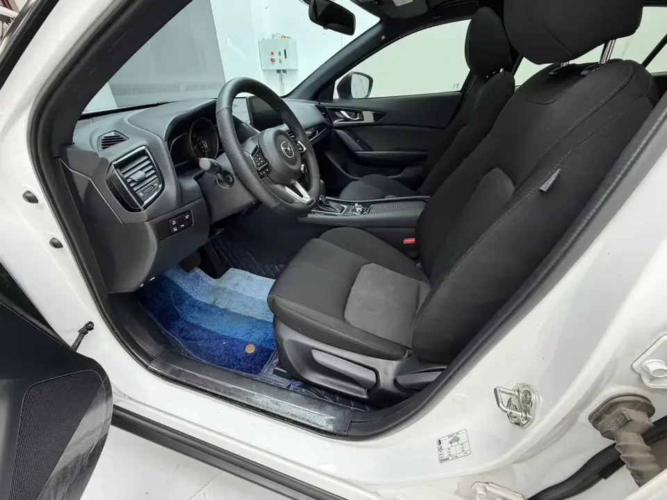 Mazda CX-4 Mazda CX-4 2021 2.0L 2WD Blue Sky Youth Edition 2023 — thumbnail 3