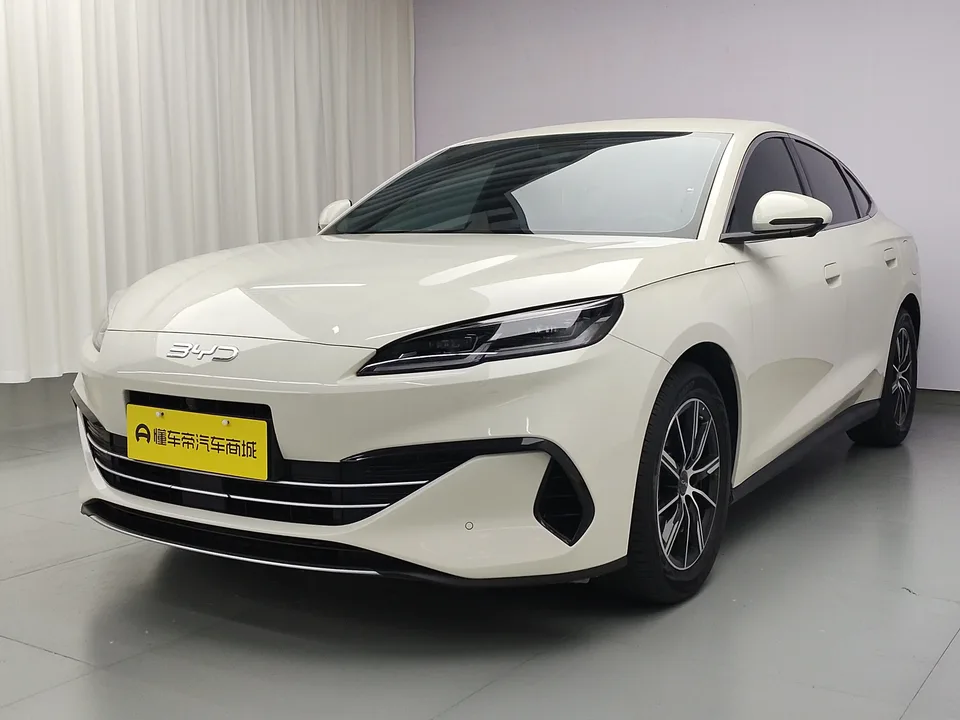 BYD Seal 06DM Seal 06DM 2024 DM-i 80KM Premium 2025 — photo 1, buy with delivery to Moscow